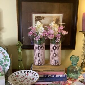 Set of 2 Clear Glass Vases with a Pink/White Geometric Etched Design